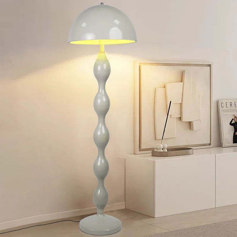 Skandinavische stehlampe