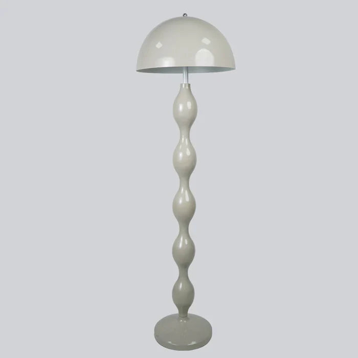 Skandinavische stehlampe