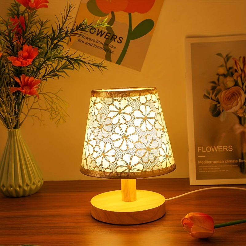 Luminarts - stilvolle tischlampe mit floralem design