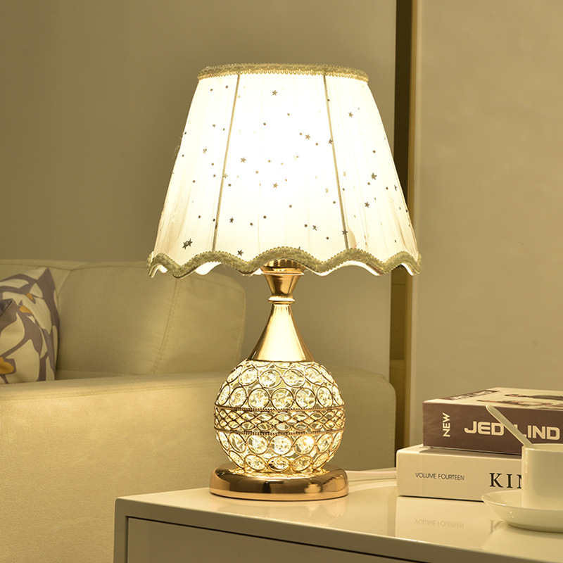 Luxiglow - halbkugel-tischlampe mit kristallbesetzten tropfen