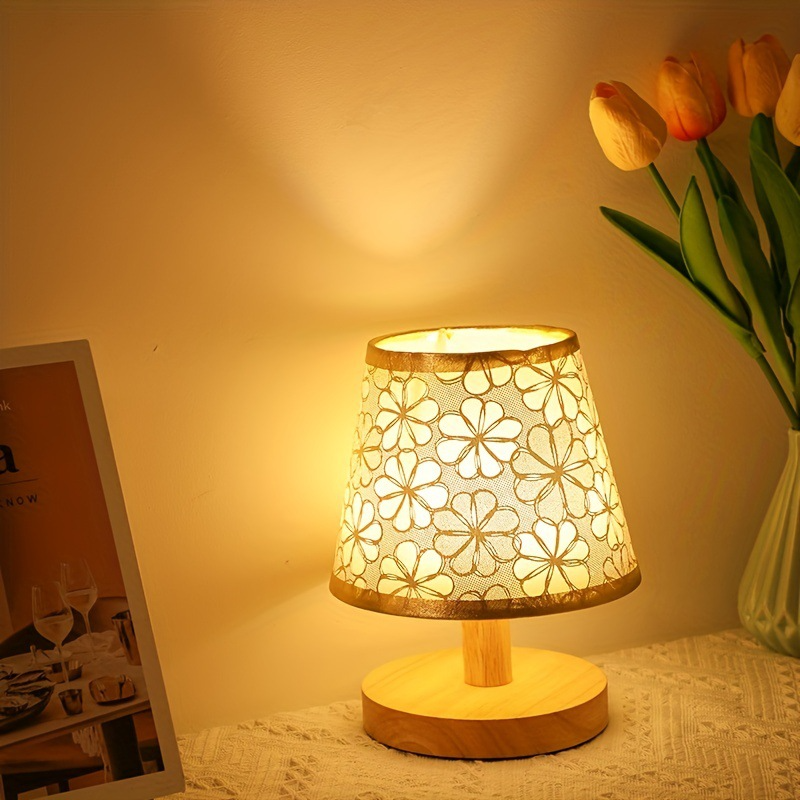 Luminarts - stilvolle tischlampe mit floralem design