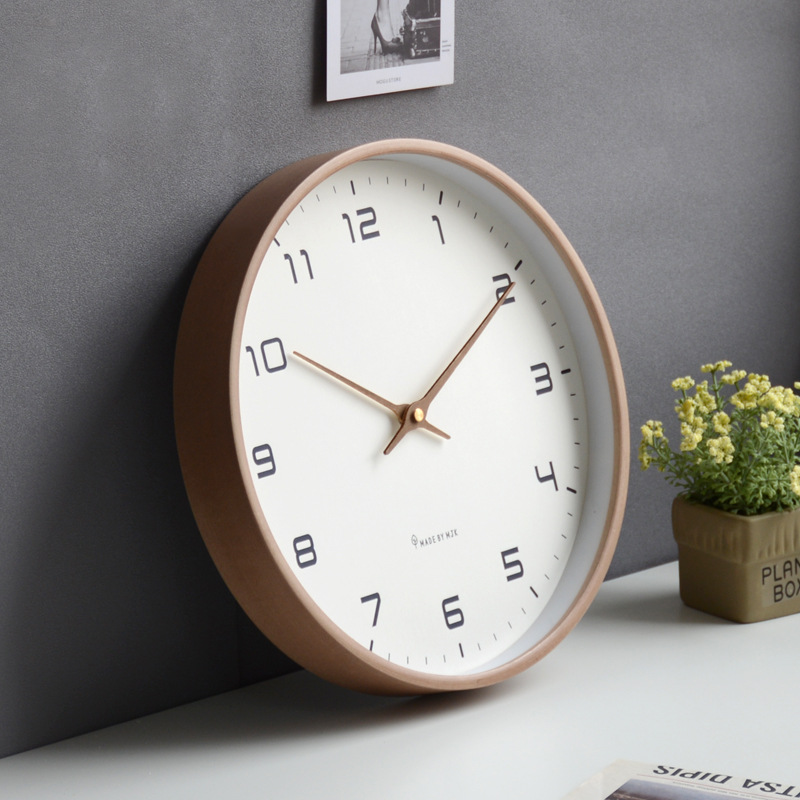 EleQuartz Uhr - runde Wanduhr - nordische Wanduhr aus Holz