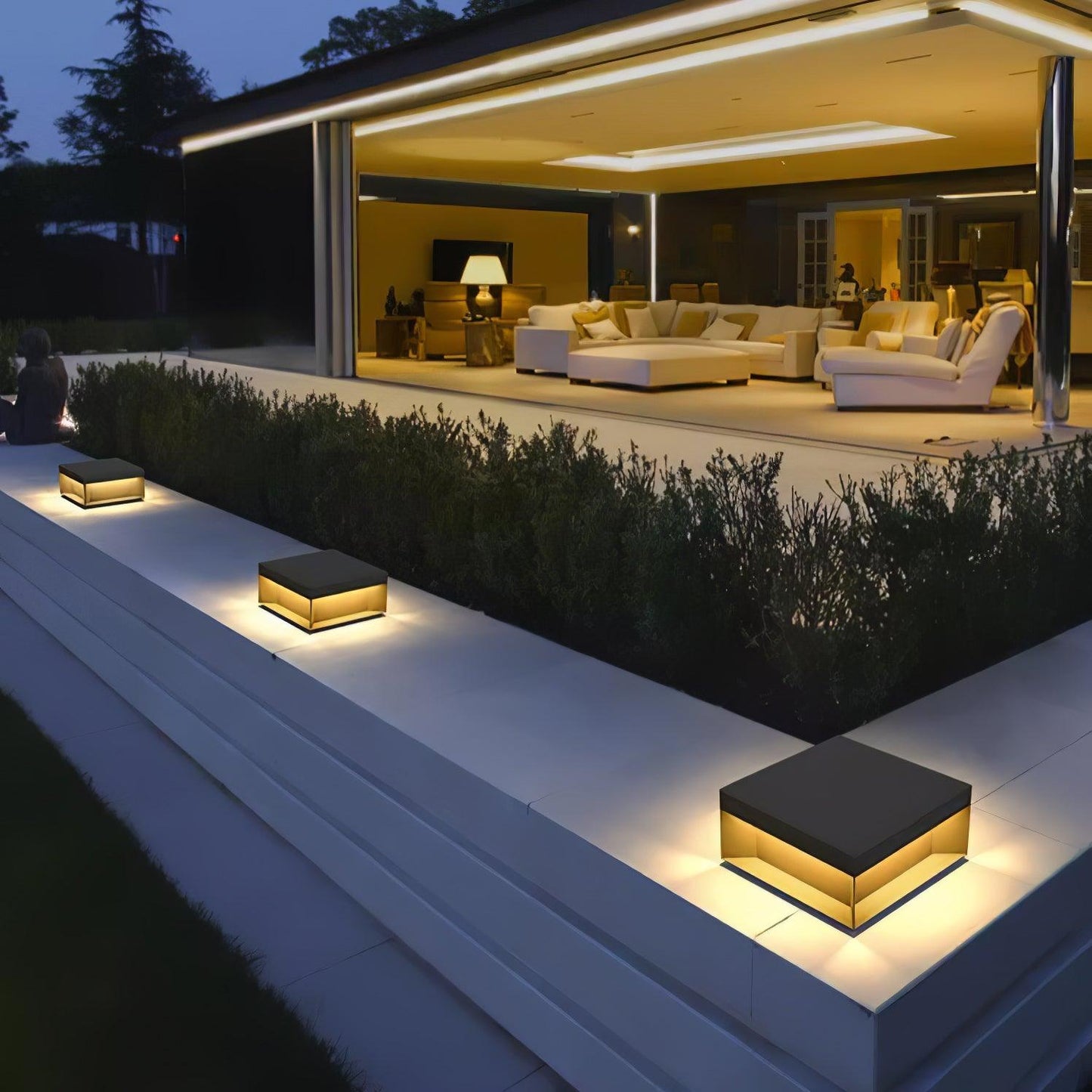 Solarbetriebene Außenmastlampe