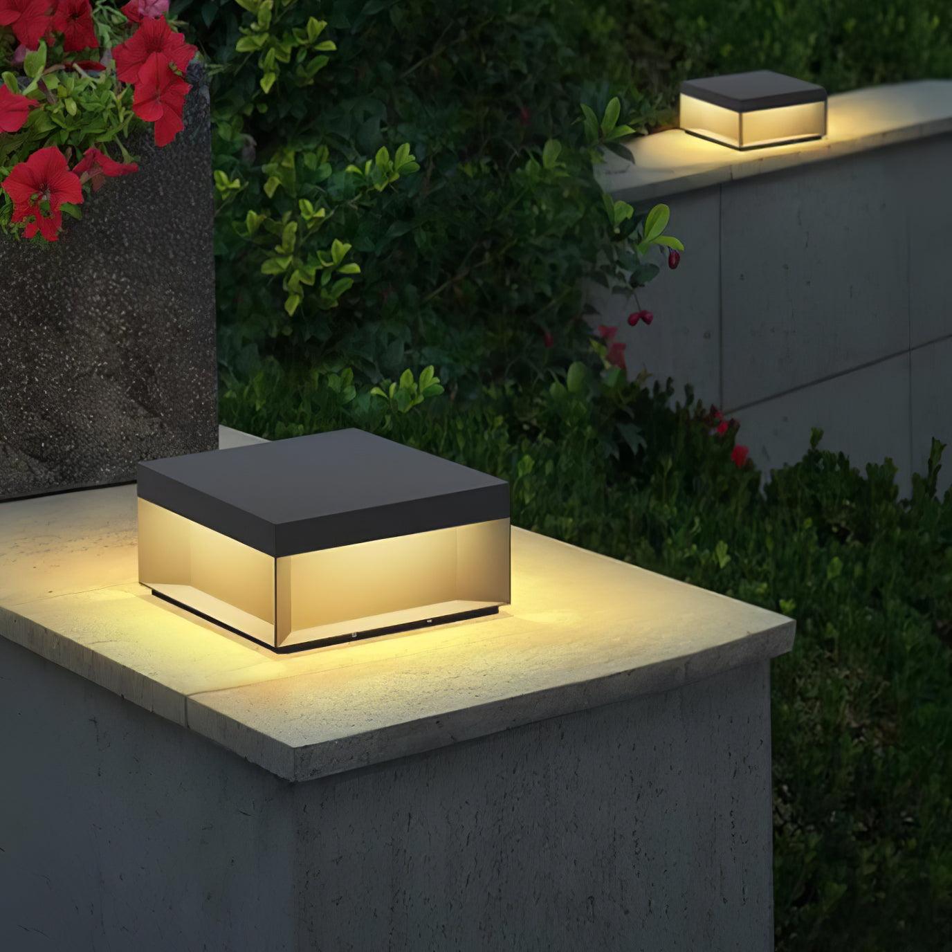 Solarbetriebene Außenmastlampe