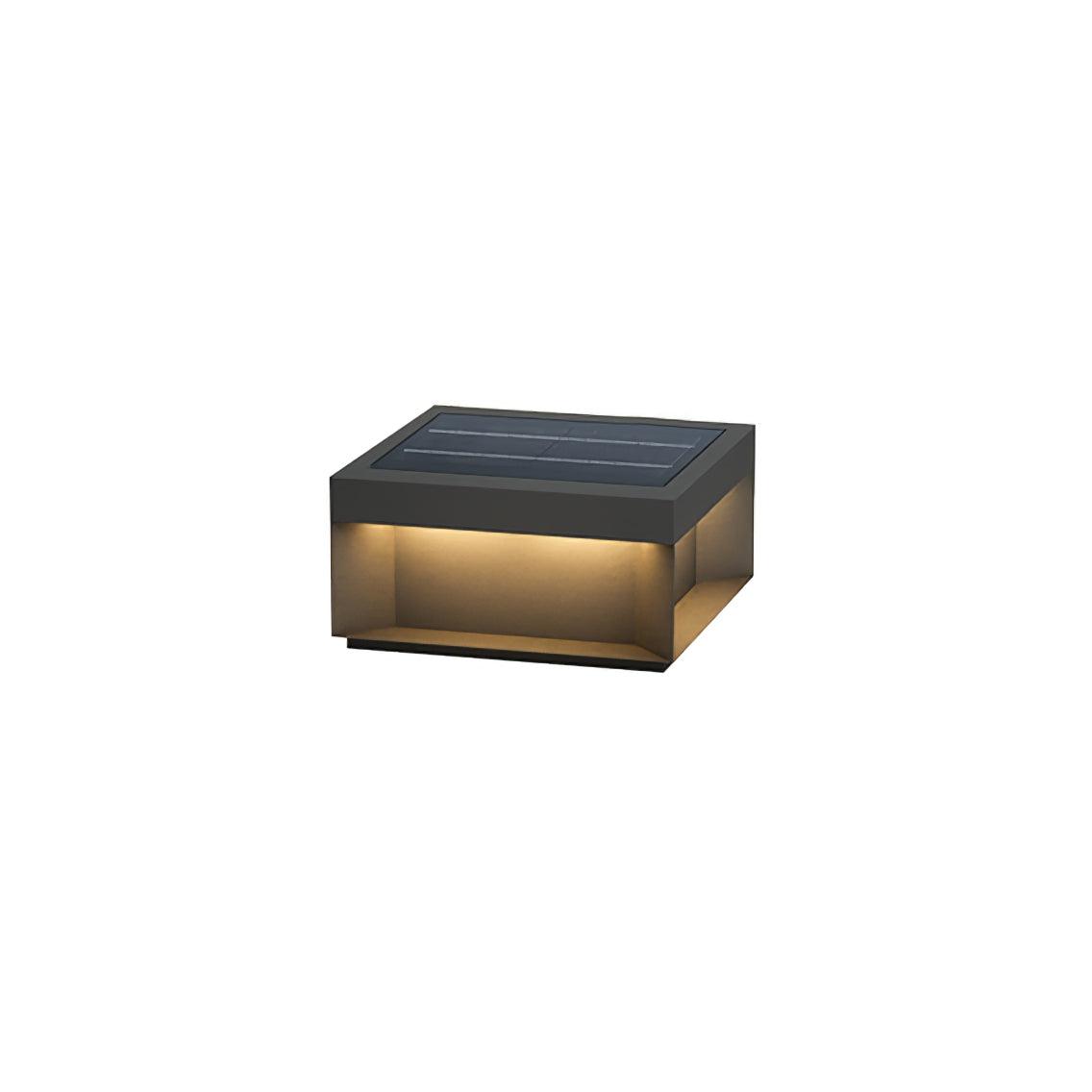 Solarbetriebene Außenmastlampe