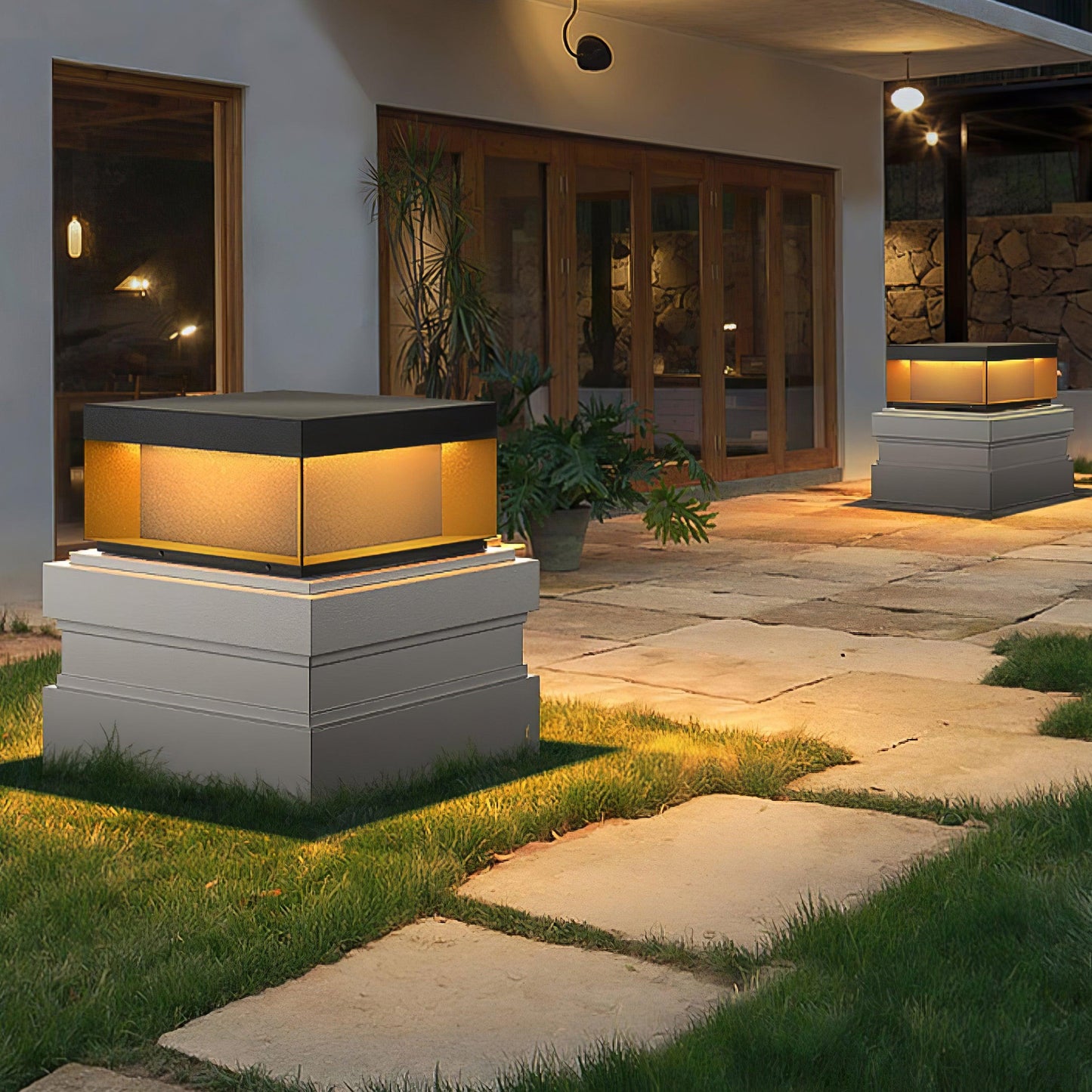 Solarbetriebene Außenmastlampe