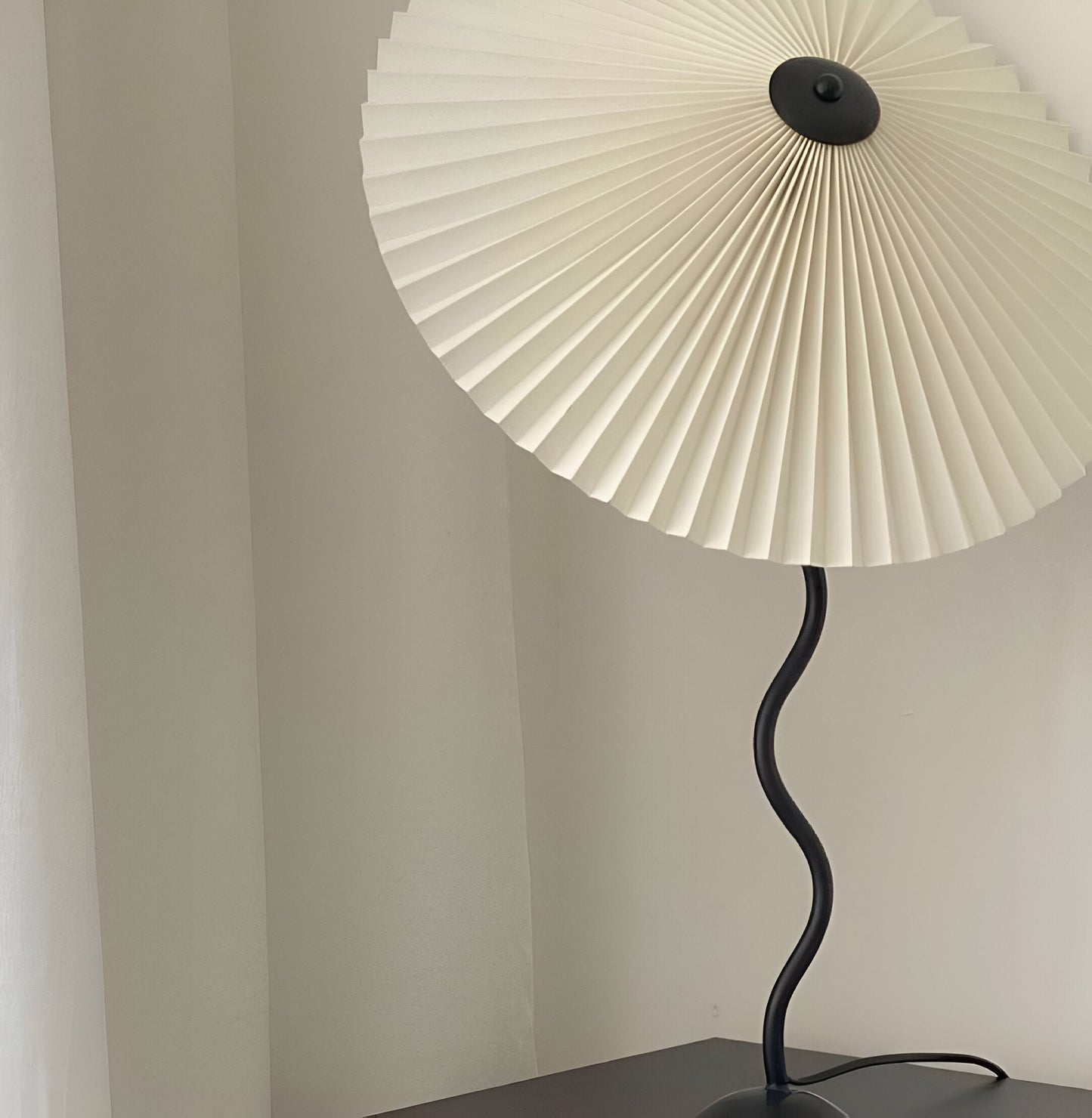 Ori squiggle lampe - gefaltete tischlampe - origami led tischlampe