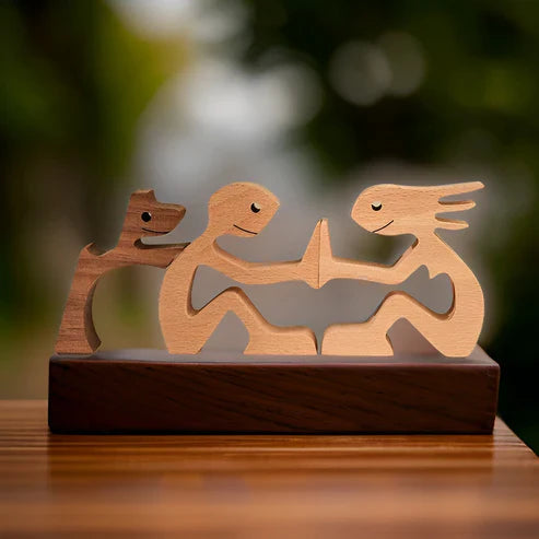 Heartfelt bond | handgefertigte holzskulptur von hund und mensch