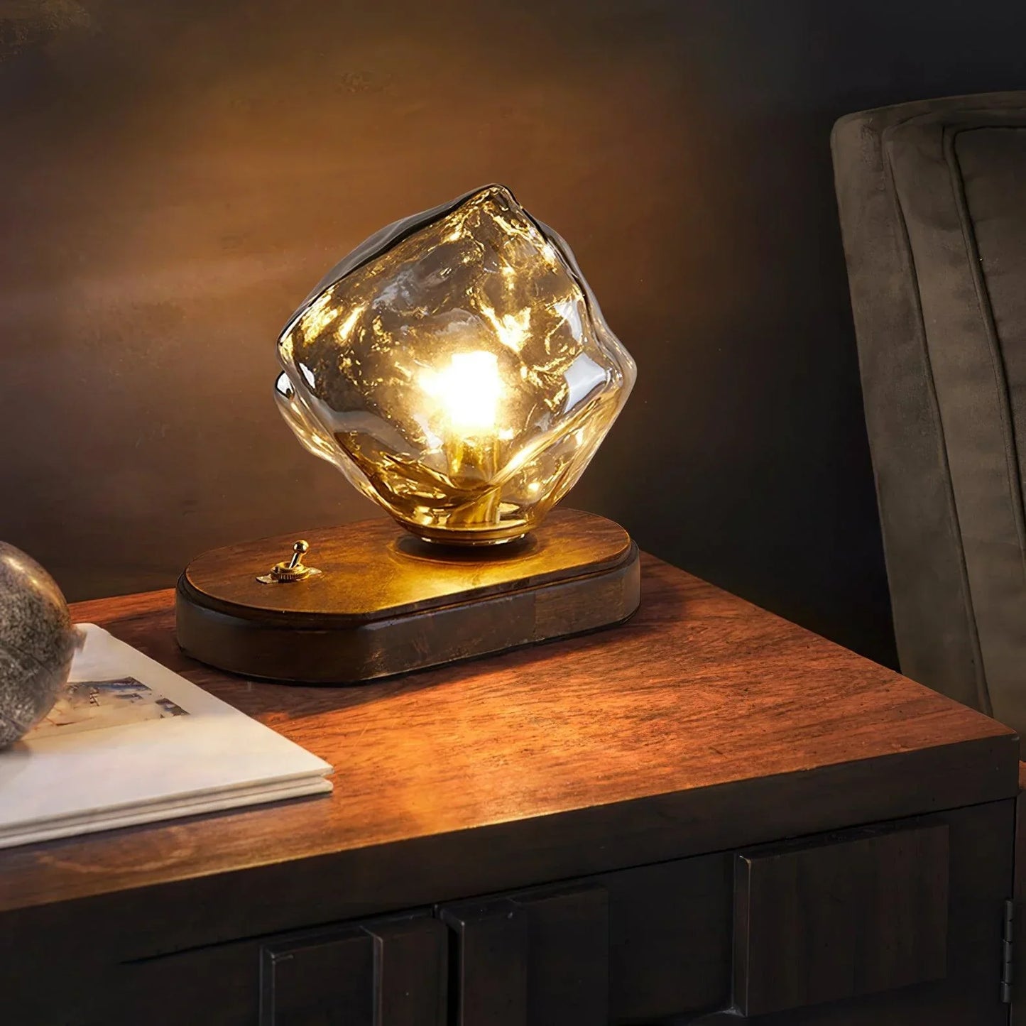 Tischlampe aus glas aus eisstein
