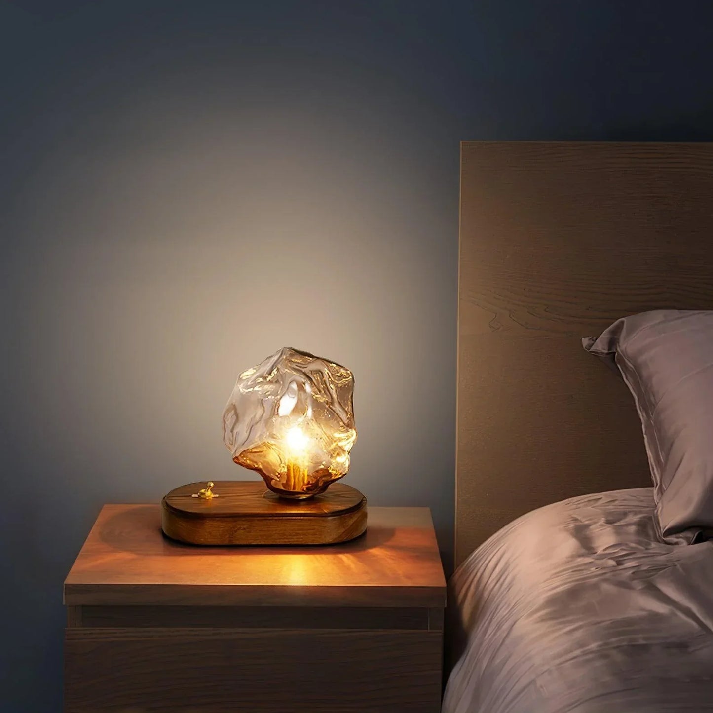 Tischlampe aus glas aus eisstein