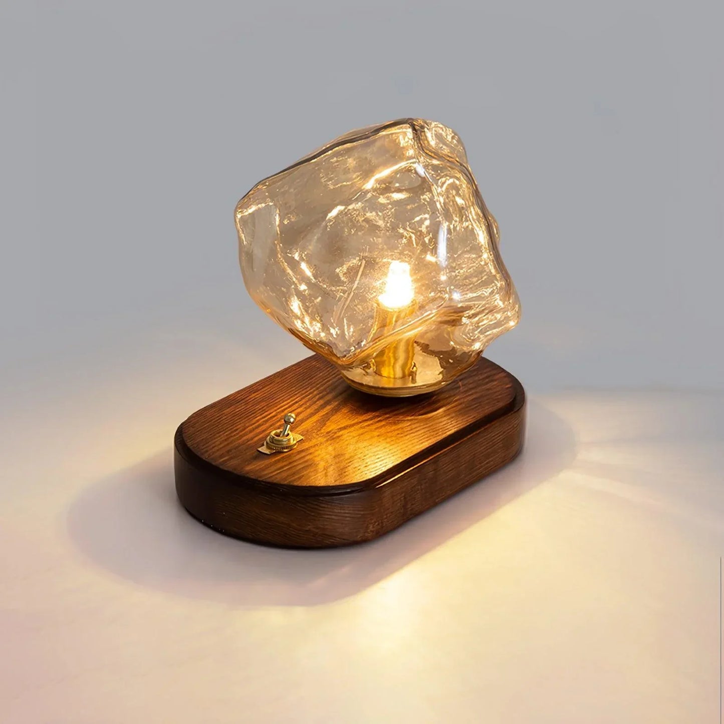 Tischlampe aus glas aus eisstein