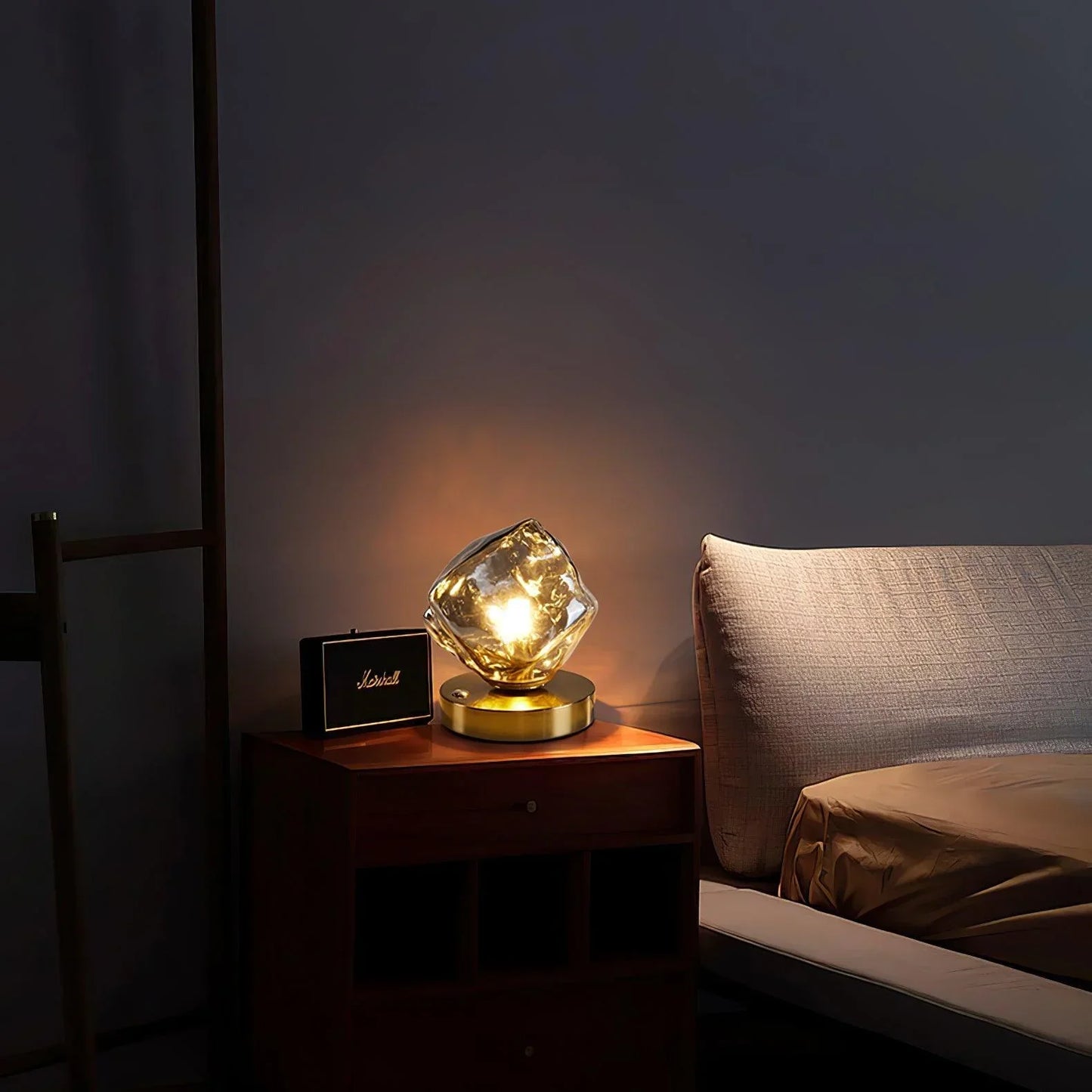 Tischlampe aus glas aus eisstein