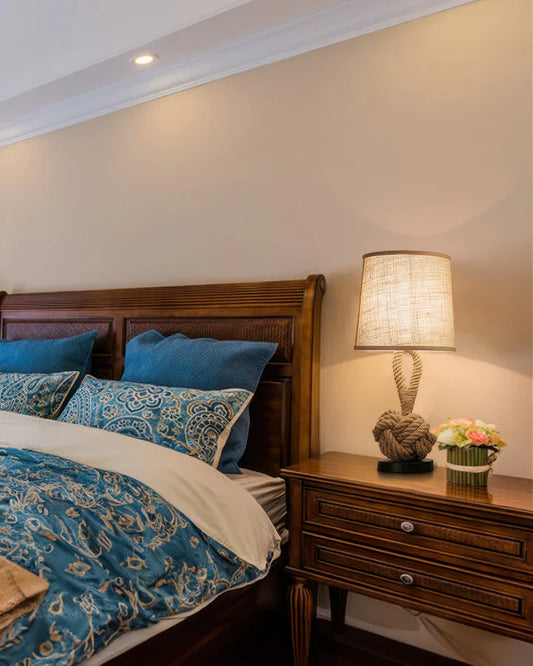 Rustic hemp rope table lamp