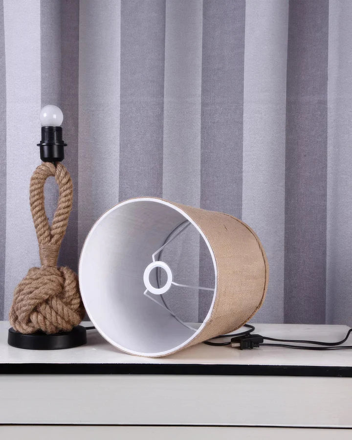Rustic hemp rope table lamp