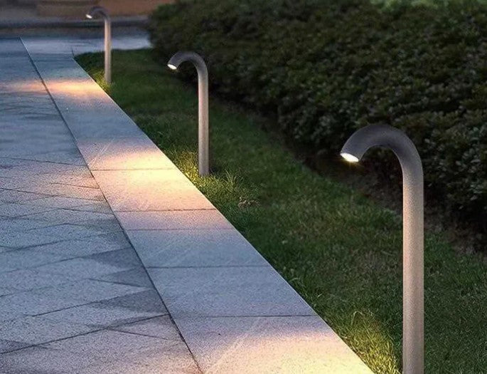 AquaBeam | robuste led-gartenleuchte für die beleuchtung von wegen im freien