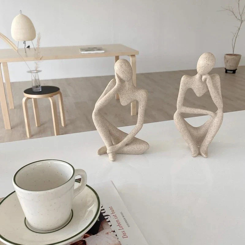 Die statuen des abstrakten denkers