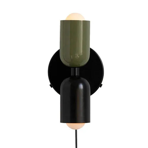 Mittelalterliche cremefarbene wind-doppelkopf-schlafzimmer-nachttischlampe, französische wandlampe
