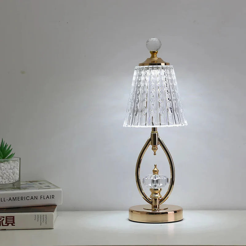 Vintage - goldene tischlampe aus kristall