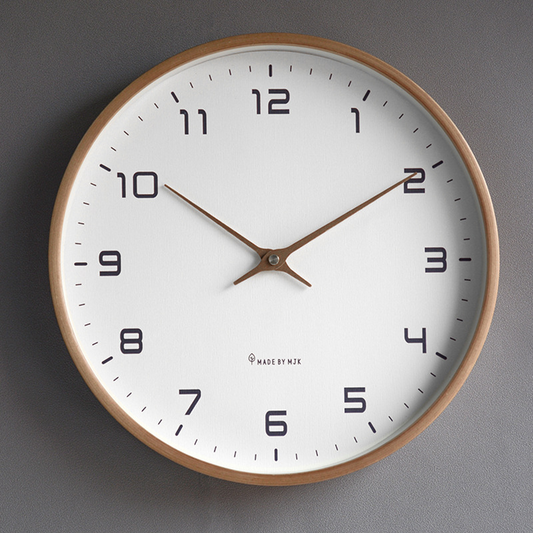 EleQuartz Uhr - runde Wanduhr - nordische Wanduhr aus Holz