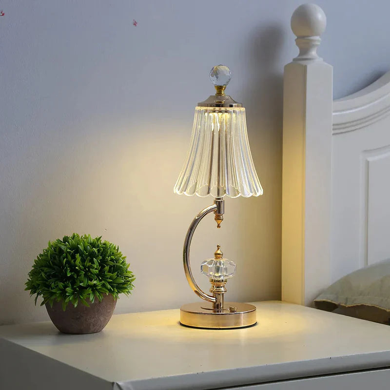 Vintage - goldene tischlampe aus kristall