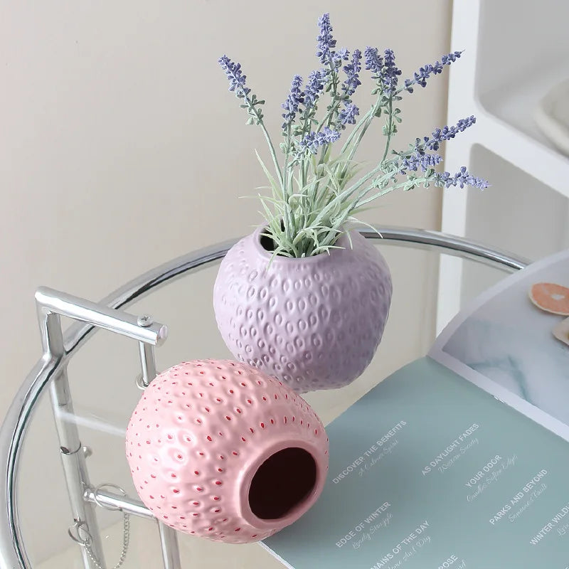 WhimsyBerry - keramikvase erdbeere