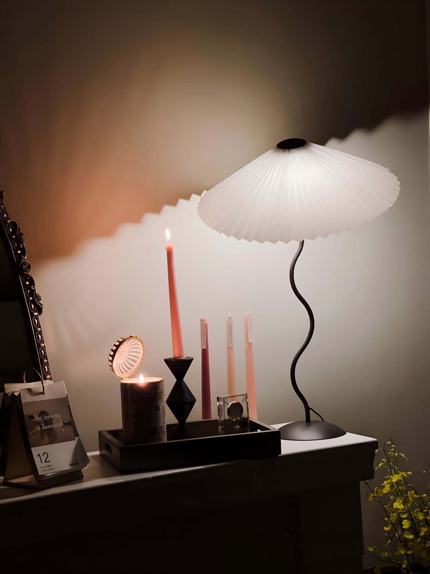 Ori squiggle lampe - gefaltete tischlampe - origami led tischlampe