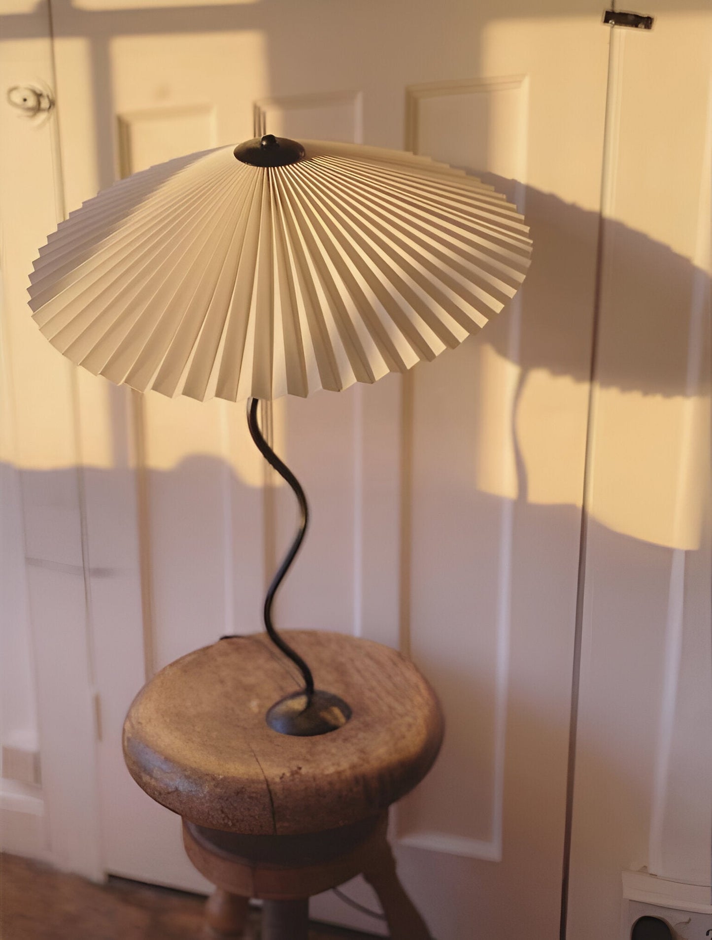 Ori squiggle lampe - gefaltete tischlampe - origami led tischlampe