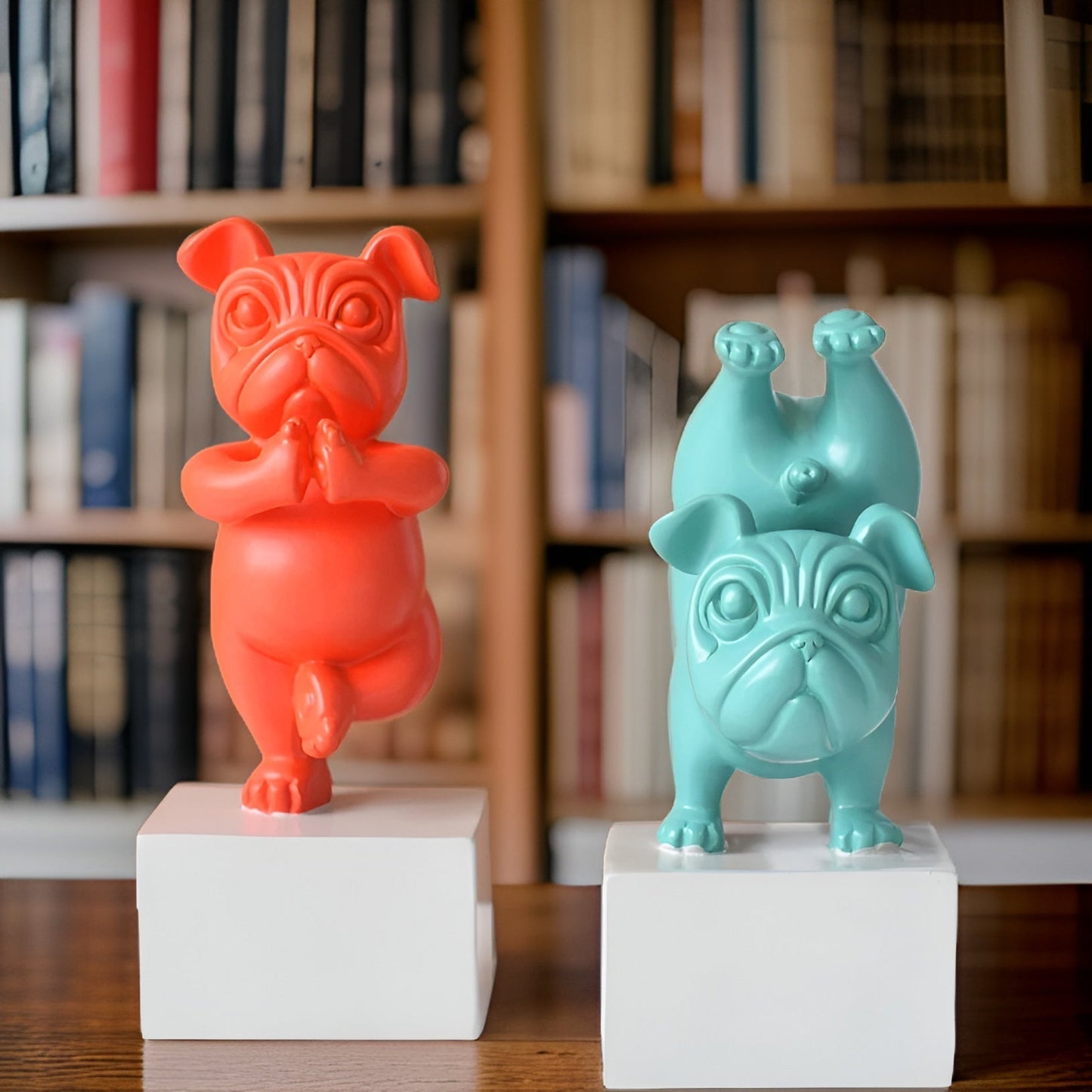 Yoga Paws - abstrakte yoga-bulldogge-figur für verspielte haushalte