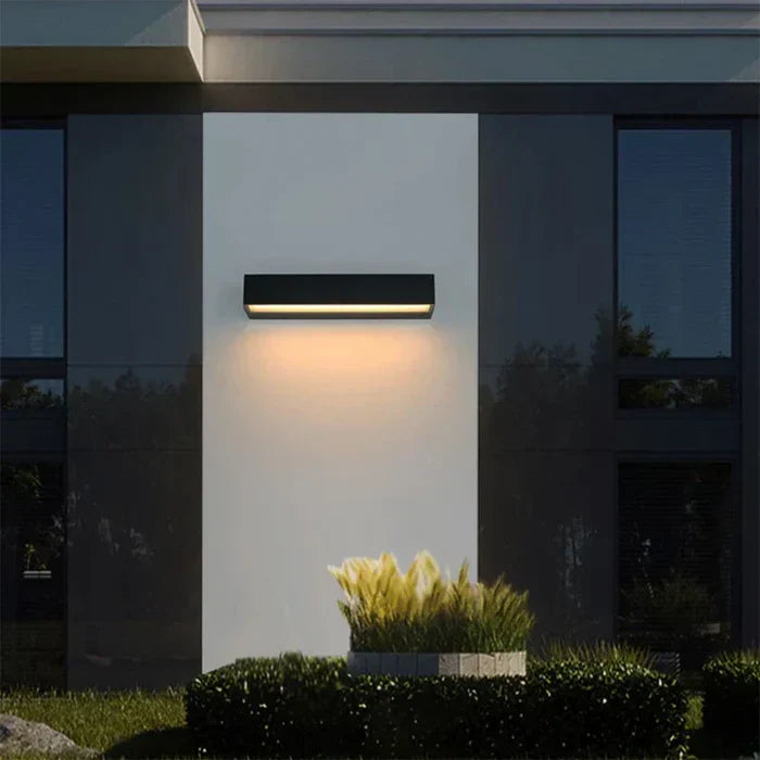 GlowTech | moderne outdoor wandleuchte