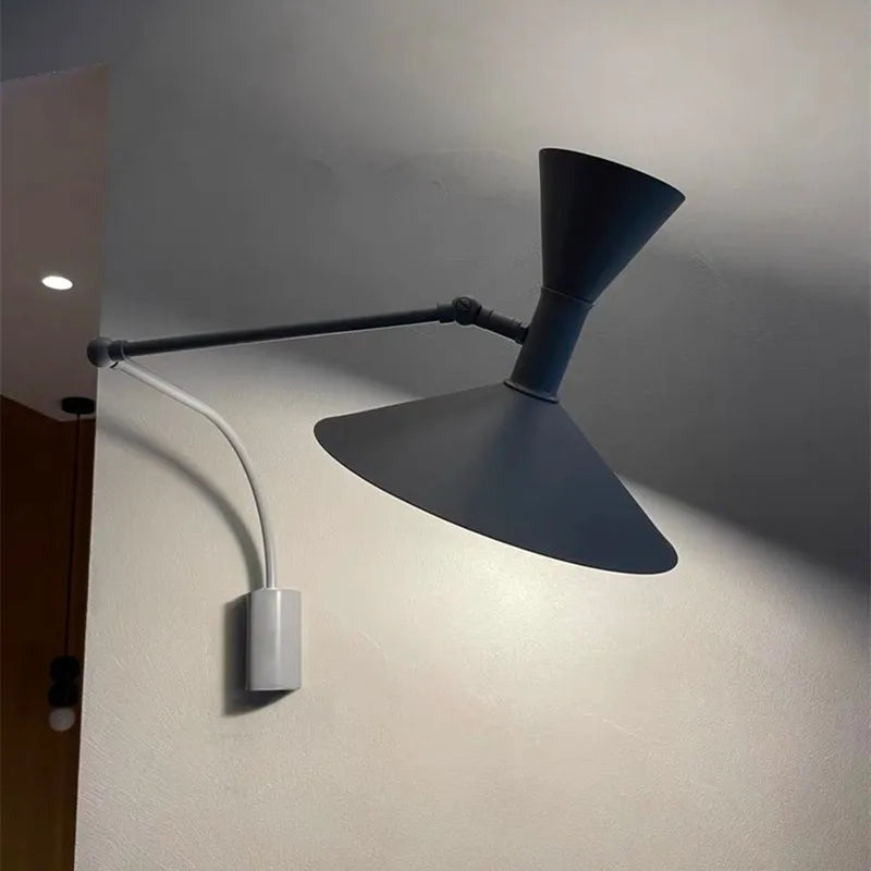 Pureflex -nordic swing wandleuchte