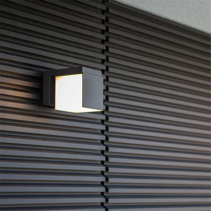 AquaSeal - wasserdichte led outdoor lampe