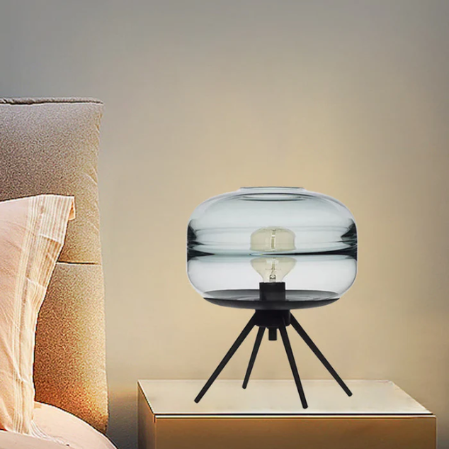 ArtistiLight - lampe mit vier modernen kreativen beinen