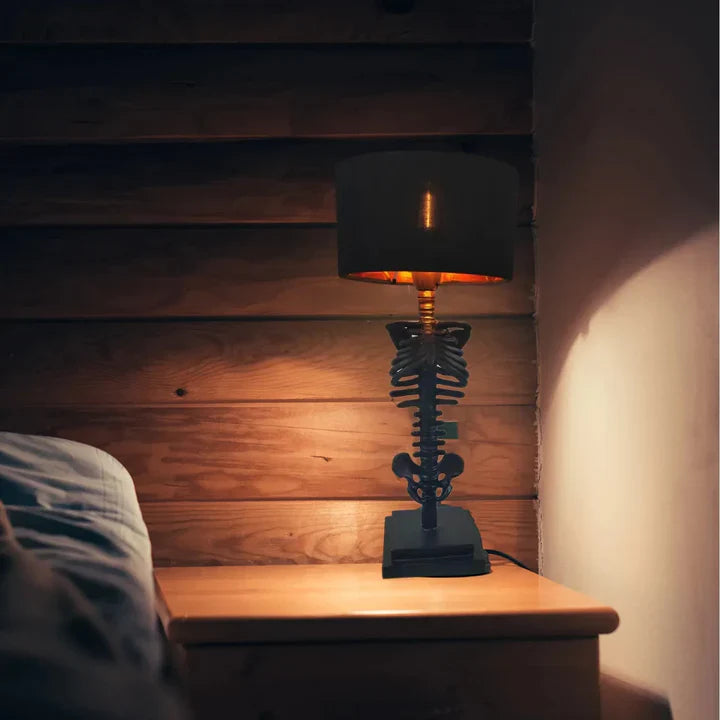 Gotische skelett tischlampe