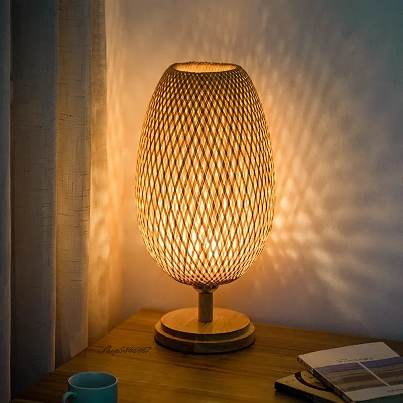 AntiqueBamboo - Vintage-Tischlampe aus Bambus
