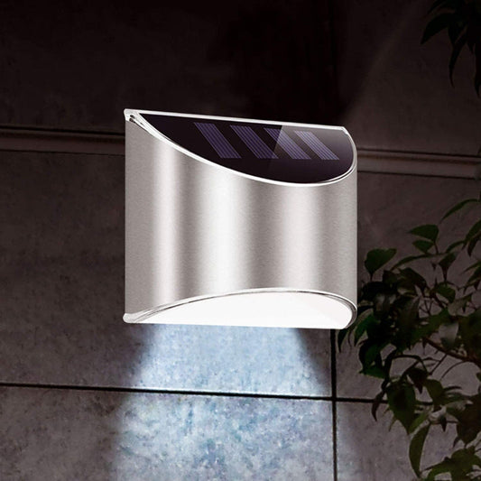 Solarbetriebene LED-außenbeleuchtung