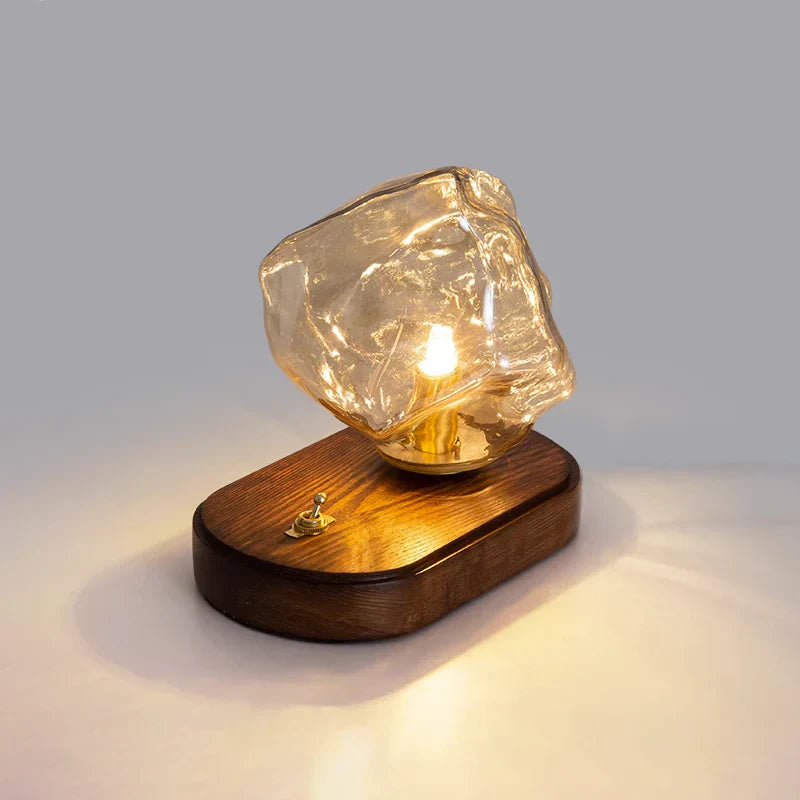 Tischlampe aus glas aus eisstein