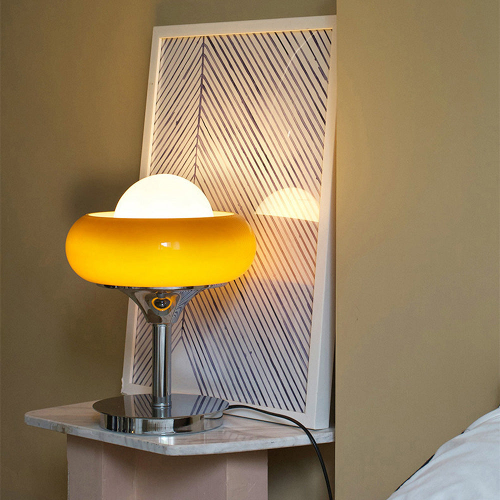 Vintage bauahus glas gelbe tischlampe